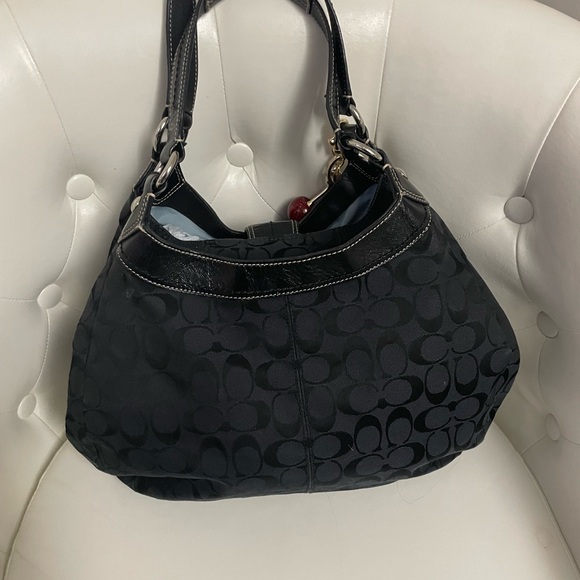 Sold - Picture 2 of 9